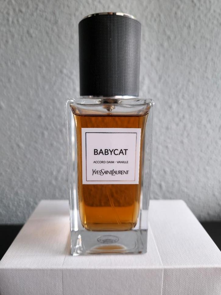 Yves Saint Laurent Babycat sample tester decant, Sieraden, Tassen en Uiterlijk, Uiterlijk | Parfum, Zo goed als nieuw, Ophalen of Verzenden