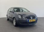 Volkswagen Polo 1.4-16V Optive Trekhaak Airco Radio APK tot, Voorwielaandrijving, Stof, Gebruikt, Zwart