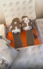 Hermes Slippers, Kleding | Dames, Schoenen, Slippers, Bruin, Nieuw, Ophalen of Verzenden