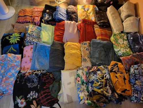 Luxe 32x grote partij vintage rokken en jurken, Kleding | Dames, Dames-kledingpakketten, Zo goed als nieuw, Maat 38/40 (M), Ophalen of Verzenden
