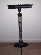 Cordo fietspomp voor fiets en auto band, Ophalen, Drukmeter, Zo goed als nieuw