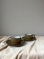 Vintage Lucie Q Bakker set van 2 kop & schotels groen bruin, Keramiek, Ophalen of Verzenden, Zo goed als nieuw, Effen