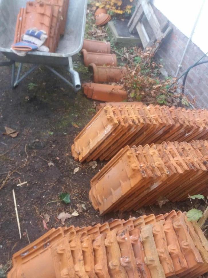 TUCA DAKPANNEN ROOD, Doe-het-zelf en Verbouw, Dakpannen en Dakbedekking, Gebruikt, Dakpannen, Steen of Klei, Rood, 5 tot 10 m²