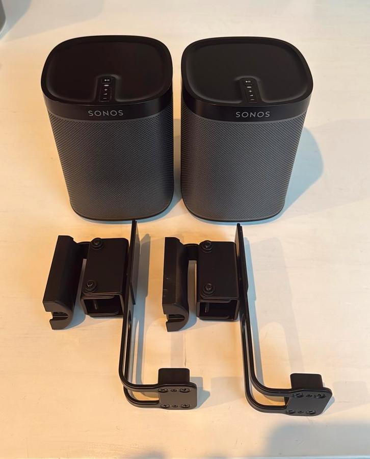 2x Sonos play 1 zwart s2 app multiroom speakers, Audio, Tv en Foto, Luidsprekers, Zo goed als nieuw, Front, Rear of Stereo speakers