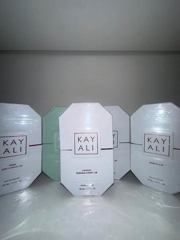 Kayali Lovefest Burning Cherry beschikbaar voor biedingen