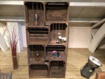 8 delige kast van gebruikte fruitkisten / veilingkisten beschikbaar voor biedingen