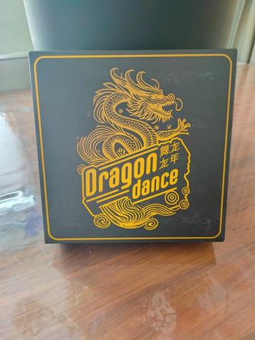Dragon dance kaartspel beschikbaar voor biedingen