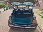 Mini 1.6 16V Cooper 2003 Zwart, Auto's, Mini, Voorwielaandrijving, 15 km/l, 4 cilinders, 4 stoelen