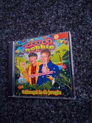 CD ERNST EN BOBBIE GEKLUNGEL IN DE JUNGLE (NIEUW!!) beschikbaar voor biedingen