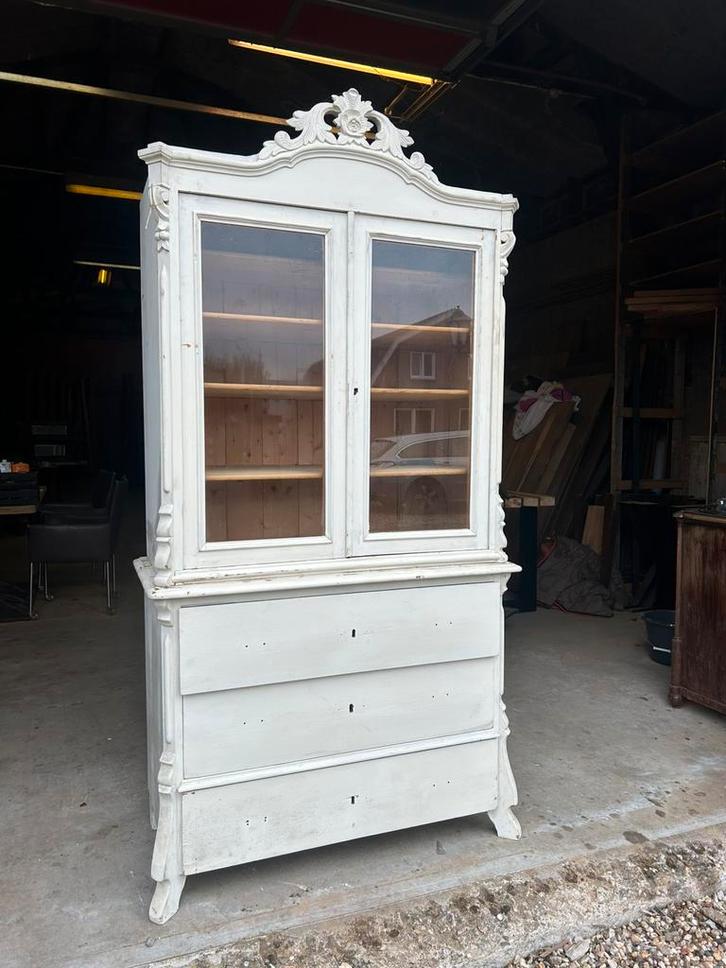 Antiek grenen servieskast, Huis en Inrichting, Kasten | Vitrinekasten, Zo goed als nieuw, 200 cm of meer, 100 tot 150 cm, 50 tot 75 cm