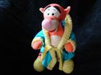Disney Nicotoy teigertje met badjas 30 cm groot, Ophalen of Verzenden, Winnie de Poeh of vrienden, Zo goed als nieuw, Knuffel