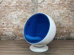 Eero Aarnio Originals Ball Chair felblauw bij TheReSales, Ophalen, Design, 75 tot 100 cm, Zo goed als nieuw
