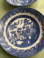 Vintage Churchill England Blue Willow 2 grote schaaltjes, Ophalen of Verzenden