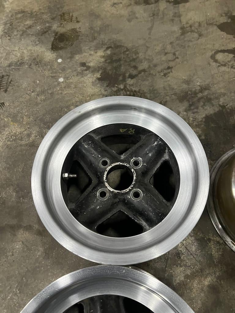 revolutions 4 spoke 13 inch 4x108, Auto-onderdelen, Ophalen, 13 inch, Zomerbanden, Velg(en)