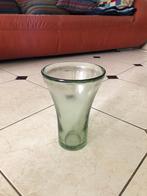 Nieuw: mooie vaas van gerecyceld glas!, Minder dan 50 cm, Nieuw, Glas, Ophalen of Verzenden