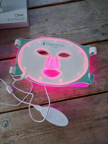 Nieuwstaat profesioneel led masker Omnilux beschikbaar voor biedingen