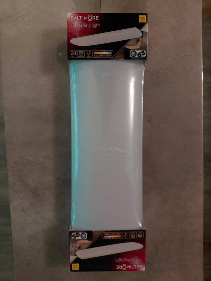 Baltimore LED Plafondlamp - Nieuw in Verpakking!, Huis en Inrichting, Lampen | Losse lampen, Nieuw, Led-lamp, Minder dan 30 watt