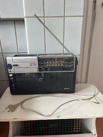 Philips radio old school vintage antiek beschikbaar voor biedingen