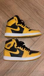 Jordan 1 black/yellow, Ophalen of Verzenden, Zo goed als nieuw, Zwart