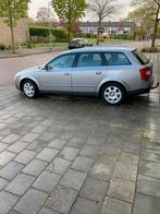 Audi A4 1.8T met defect, zie beschrijving, Auto's, Te koop, Zilver of Grijs, Benzine, Stationwagon