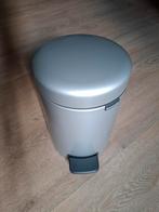 Brabantia prullenbakje 3 liter, Ophalen, Zo goed als nieuw, Rvs, Minder dan 50 cm