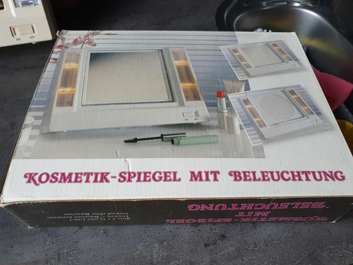 Heel mooie vintage spiegel make up spiegel met verlichting,, Verzamelen, Retro, Persoonlijke verzorging, Ophalen of Verzenden