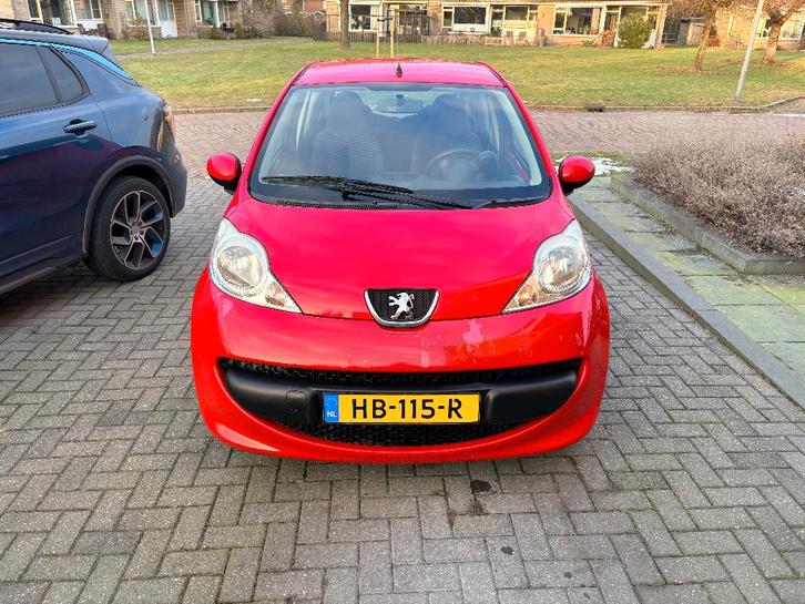 Peugeot 107 1.0 12V 3DR 2007 Rood, Auto's, Peugeot, Particulier, Benzine, A, Hatchback, Handgeschakeld, Geïmporteerd, Rood, Voorwielaandrijving