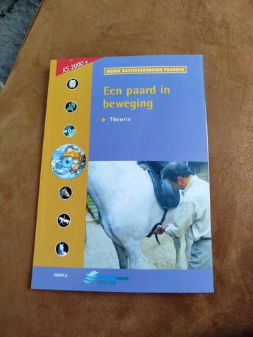 Een paard in beweging - theorieboek beschikbaar voor biedingen