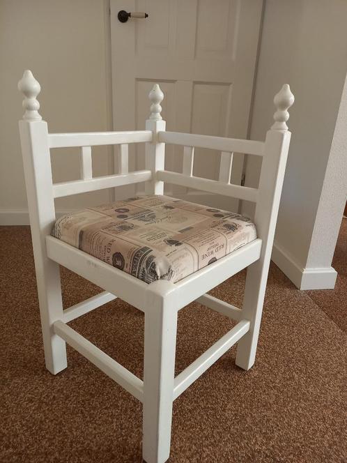 Hoek stoeltje, Huis en Inrichting, Stoelen, Gebruikt, Eén, Hout, Wit, Ophalen