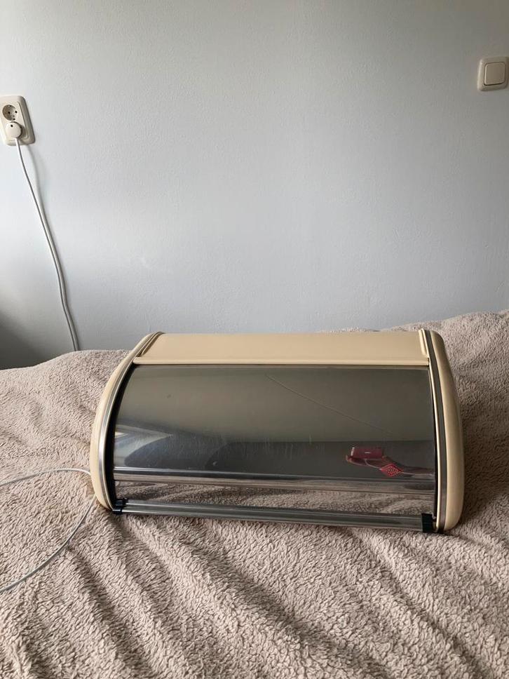 Wesco Grandy broodtrommel amandel kleur, Huis en Inrichting, Keuken | Keukenbenodigdheden, Gebruikt, Ophalen of Verzenden