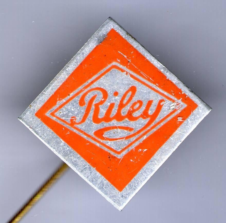 Riley oranje op aluminium auto speldje ( C_211 ), Verzenden, Nieuw, Transport, Speldje of Pin