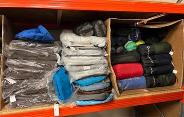 Partij nieuwe A-merk voetenzakken voor kinderwagens, 90stuks beschikbaar voor biedingen