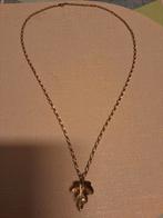 Vintage Avon Goudkleurige Blad Hanger Ketting, Gebruikt, Ophalen of Verzenden, Goud, Overige materialen