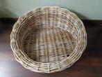 Mand, hondenmand gevlochten rotan 72 x 60 cm, Dieren en Toebehoren, Ophalen of Verzenden, Nieuw, Riet