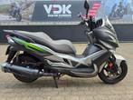 Kawasaki J 300 (bj 2017), Motoren, Motoren | Kawasaki, 299 cc, Scooter, Bedrijf, 12 t/m 35 kW