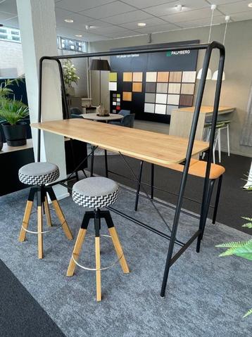 Hoge bartafel, Bejot, Showroom model, prijs per set beschikbaar voor biedingen