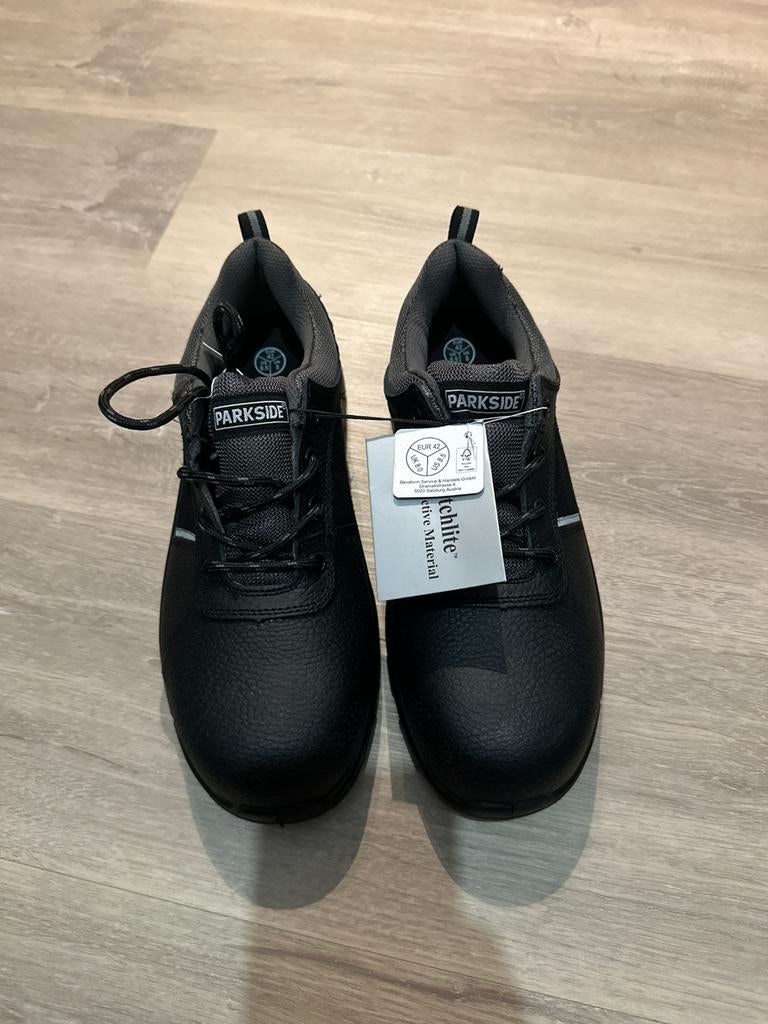 Veiligheidsschoen, Doe-het-zelf en Verbouw, Veiligheidskleding, Ophalen, Zo goed als nieuw