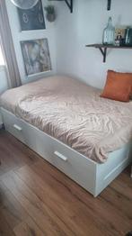 Brimnes Ikea Bed 140x200 met lattenbodems, Ophalen, Gebruikt, Tweepersoons