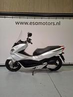 Honda PCX 150 motorscooter 2016 -1e eig-  AANBIEDING, Motoren, Motoren | Honda, Scooter, Handvatverwarming, Bedrijf, 11 kW of minder
