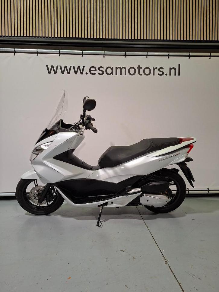 Honda PCX 150 motorscooter 2016 -1e eig-  AANBIEDING, Motoren, Motoren | Honda, Bedrijf, Scooter, 11 kW of minder, 1 cilinder