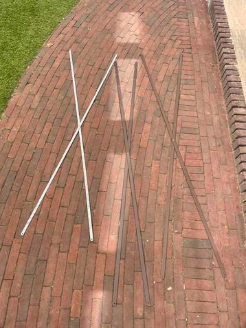 3x lundia stellingkast kruis spanner beschikbaar voor biedingen
