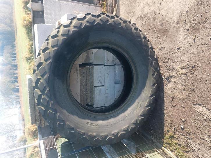 Trekkerband en autobanden, Dieren en Toebehoren, Stalling en Weidegang, Toebehoren