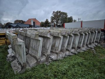Gebruikte keerwanden  beschikbaar voor biedingen