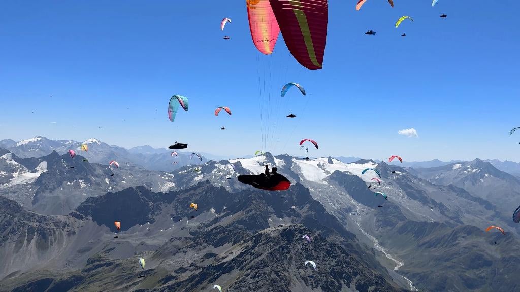 Ozone Zeno 2 L 2022, (105-125kg), 300h, Sport en Fitness, Zweefvliegen en Paragliding, Ophalen of Verzenden, Gebruikt, Scherm