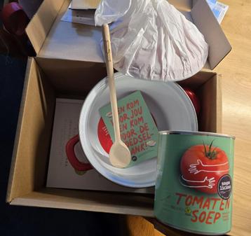 Postcodeloterij soeppakket, pan, kookboek   beschikbaar voor biedingen