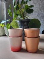 4 leuke koffie kopjes, Keramiek, Ophalen of Verzenden, Zo goed als nieuw, Overige stijlen