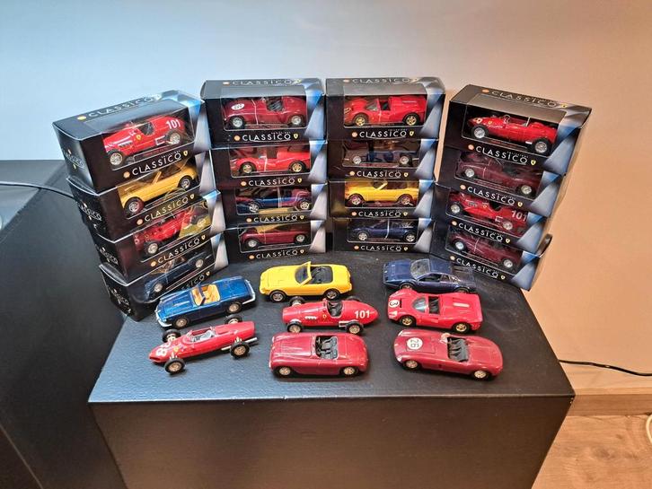 2x Set Ferrari Modellen 1:38 - Nieuw in Doos!, Hobby en Vrije tijd, Modelauto's | 1:18, Nieuw, Auto, Overige merken, Ophalen of Verzenden