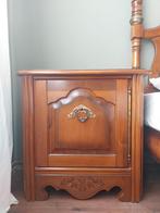 2 antieke donker eiken nachtkastjes, Ophalen