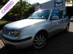 Volkswagen Golf Cabriolet 2.0 Trendline CABRIO 97158 km NAP, Auto's, Stof, Gebruikt, Zwart, 4 cilinders