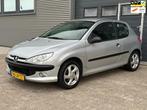 Peugeot 206 1.6-16V XS - CARPLAY! - NWE APK - RIJDT PRIMA., Voorwielaandrijving, Gebruikt, Bedrijf, Handgeschakeld